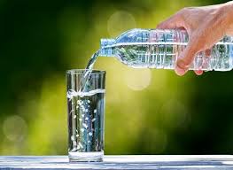 تصویر 4 از آب معدنی 300 سی سی با شرایط استثنائی
